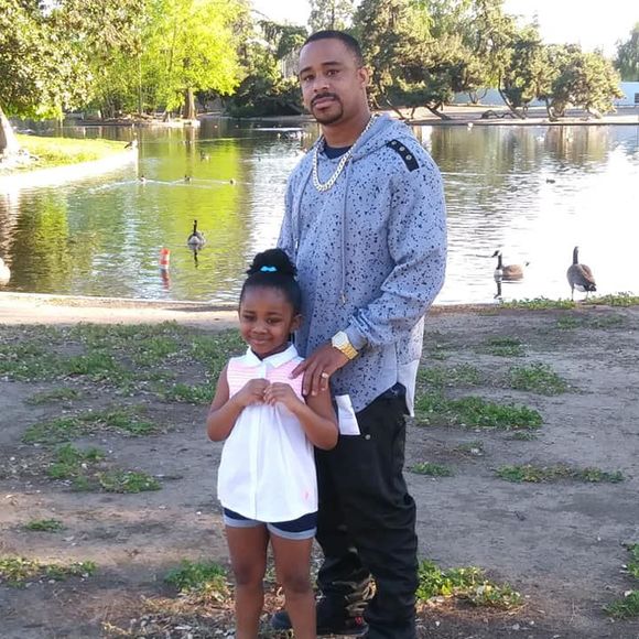 Meet your Posher, Jonathan - Picture 1 of 1